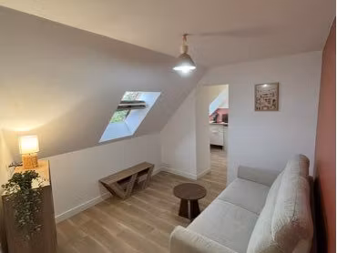 studio calme  lumineux et pratique