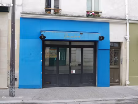 murs de boutique libres