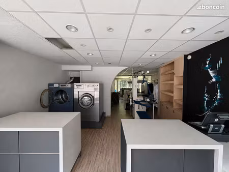 local commercial 70 m² albi
