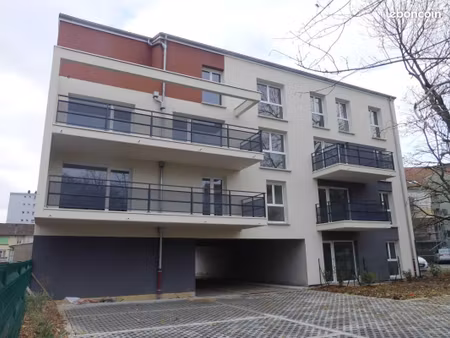 appartement 4 pièces 92 m²