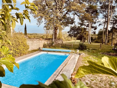 maison 7 pièces 180 m²