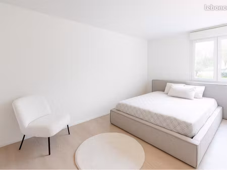 grand appartement 5 pièces lumineux et traversant