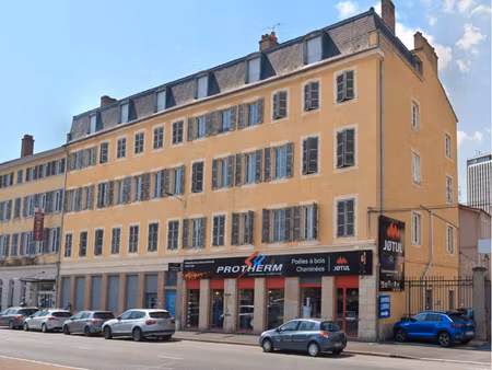 plateau à aménager de 21 m2 vue saône - macon centre