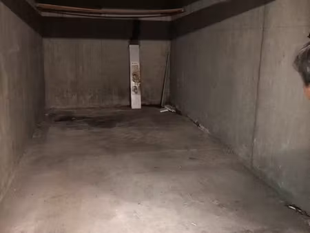 parking fermé dz 15m2