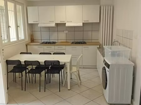 chambre 1 pièce 17 m²