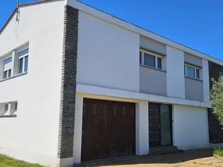 maison nieul le dolent