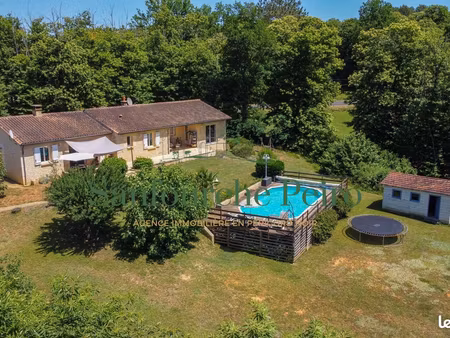 propriété 5 pièces 158 m²