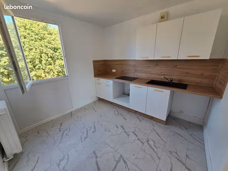 appartement 3 pièces 64 m²