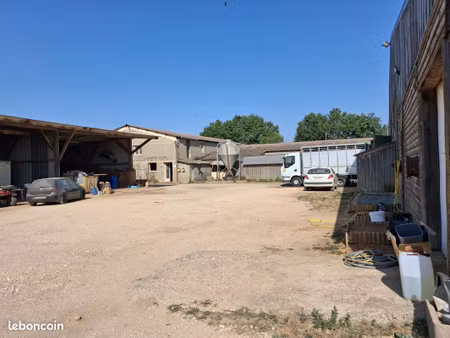 exploitation agricole ou stockage