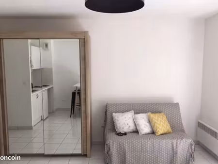 location 1 pièce meublée  29m2