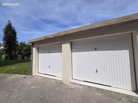 parking/box 12 m² évreux