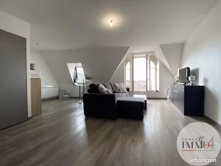 studio 1 pièce 36 m²