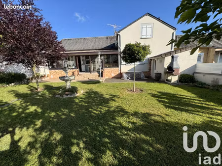 maison de ville 9 pièces 254 m²