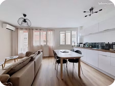 à louer – appartement meublé de 57 m² avec parking privé et climatisation – clermont-ferra