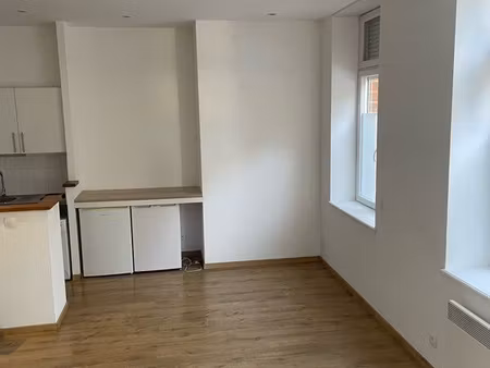 lille – vauban / cormontaigne – appartement t2 avec parking – 175 000