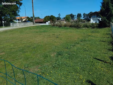 terrain 500 m2