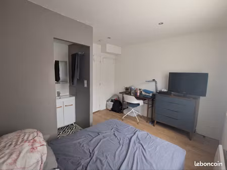 chambre avec douche