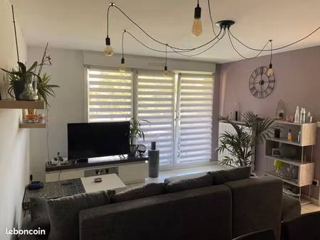 location appartement f2 et garage
