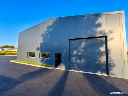local 196 m² broons
