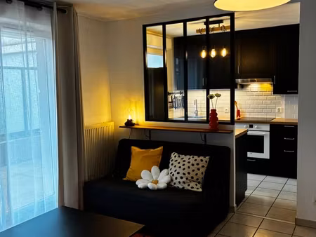 t2 meublé avec jardin privatif  terrasse et garage – limite montchat