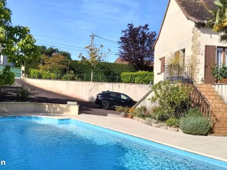 maison 7 pièces 230 m²