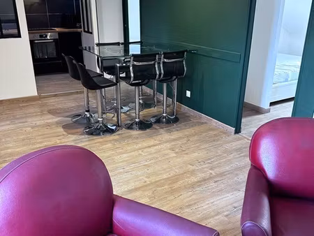 à louer -appartement t4-centre vannes