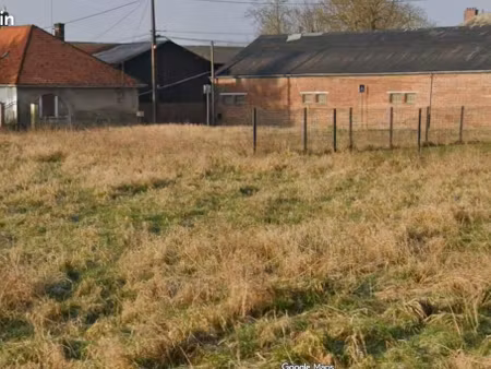 terrain 700 m² peronne