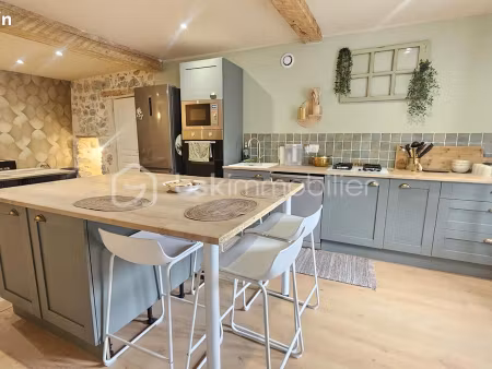 maison 6 pièces 150 m²
