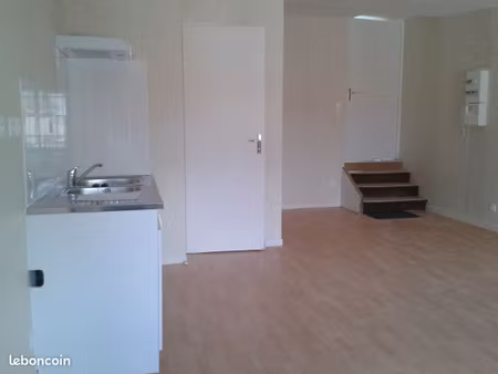 libourne centre-ville – studio t1 de 29 m² au 2ème étage – dispo