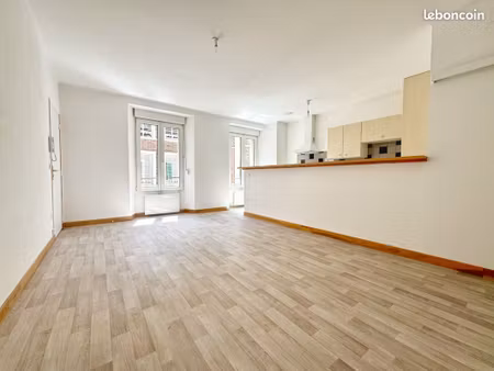 3 pièces 55 m² – épernay hyper centre-ville