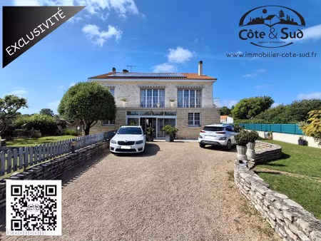 villa 10 pièces 285 m²