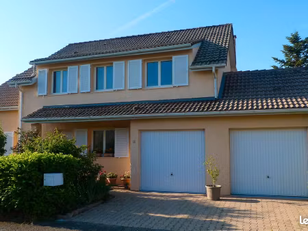 grande et belle maison familiale rénovée - chassieu - 650 000