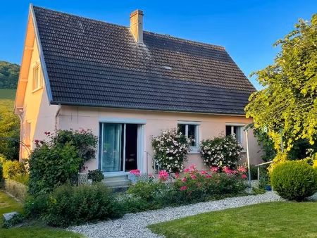 maison 108 m² 5 pièces 4 chambres avec sous-sol complet 76 m²  jardin clos 749 m² plein su