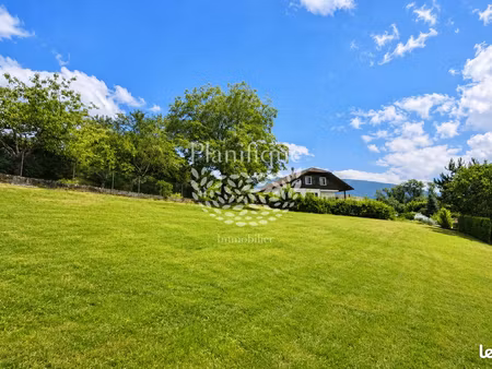 terrain 705 m² chapeiry