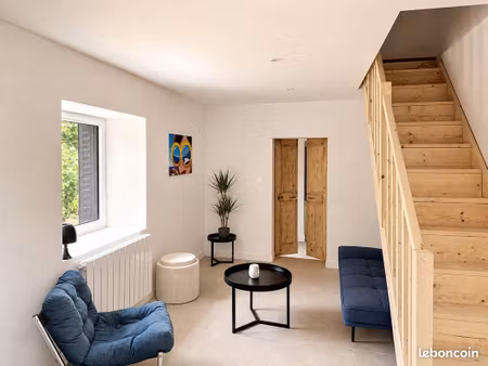 maison de village 3 pièces 60 m²