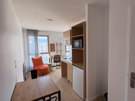 studio 25m2 - centre ville