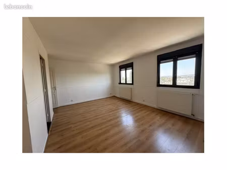 appartement 3 pièces 69 m²