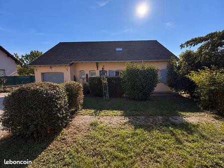 maison 4 pièces 135 m²