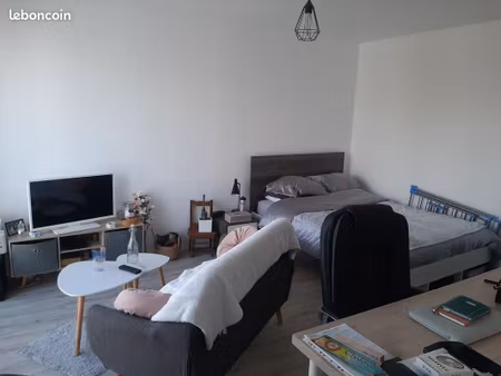 loue f1 meublé