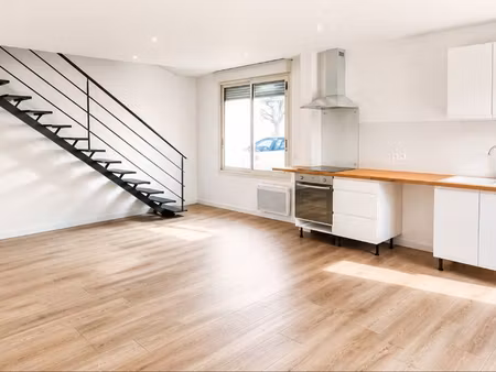 maison de village t4 location a l'année