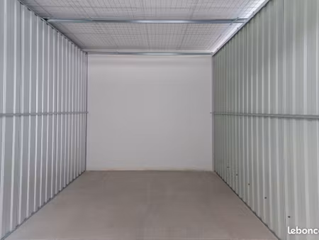 garage/box 6 m² osny