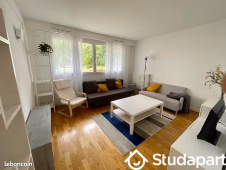 appartement 6 pièces 90 m²