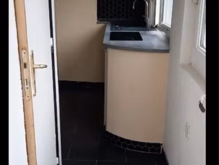 f2 à loue