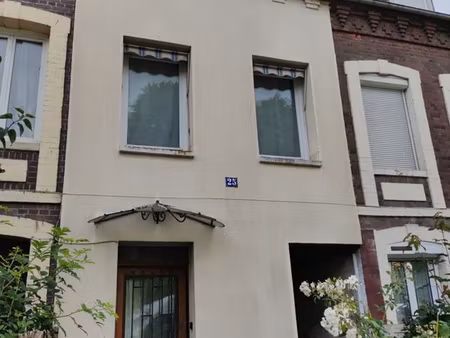 maison 3 chambres bien située