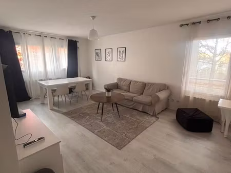 appartement 3 pièces avec balcon