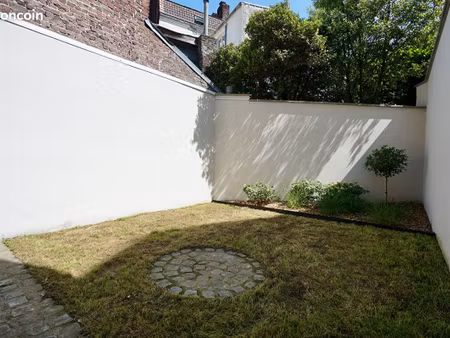 studio 1 pièce 20 m²