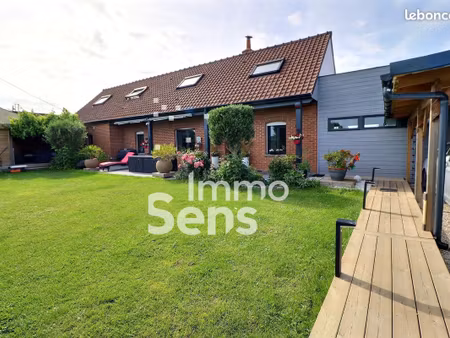 propriété 6 pièces 163 m²
