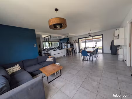 maison de plain-pied moderne t5