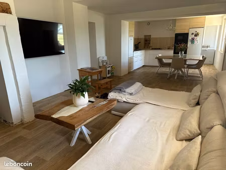 grande maison familiale t6/t7 avec 4 chambres et bureau + un t2 sur un vaste terrain de 3 