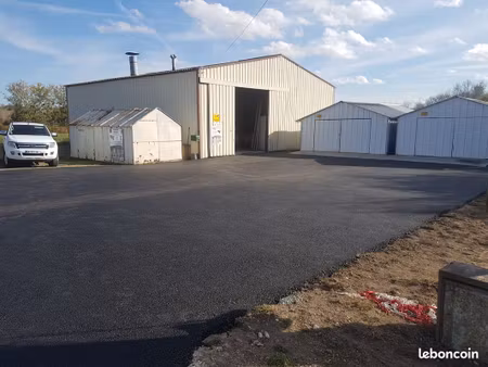hangar / entrepot